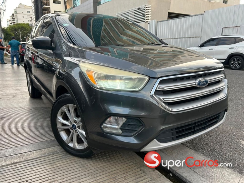 2017 Ford Escape SE — foto 3 / 11