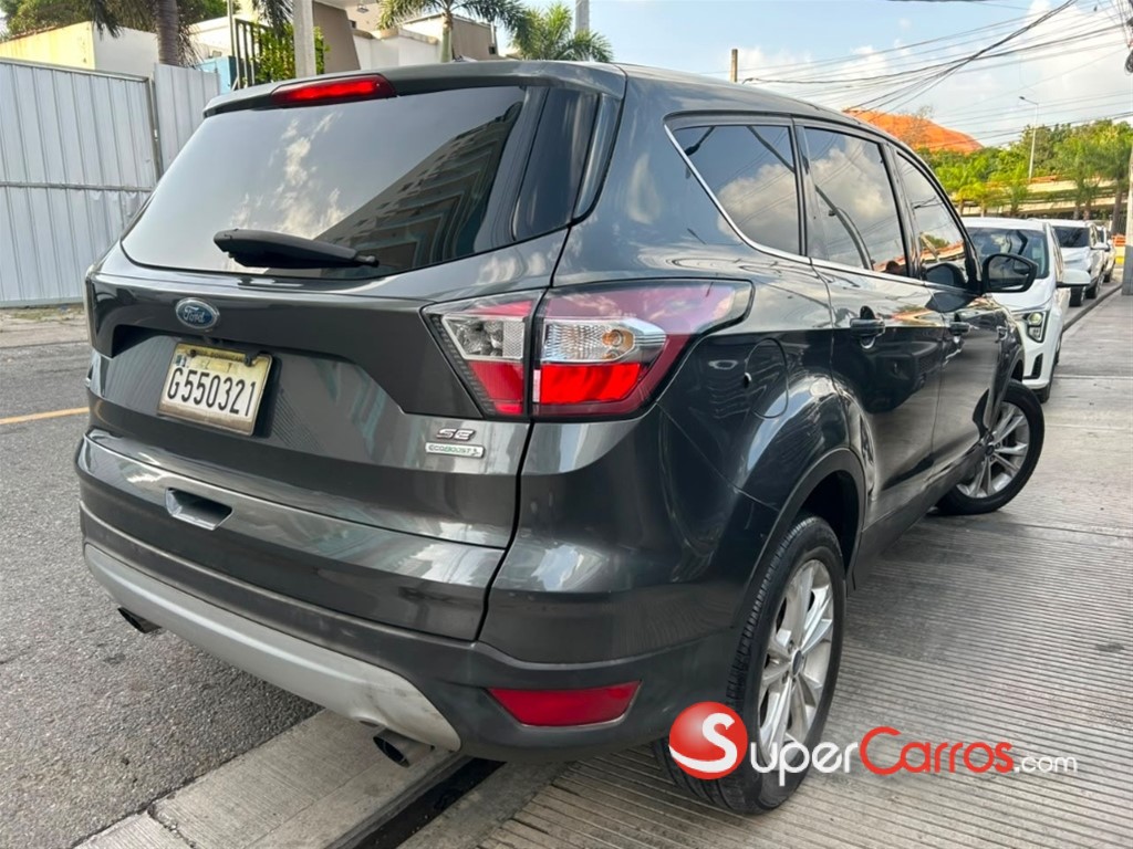 2017 Ford Escape SE — foto 4 / 11