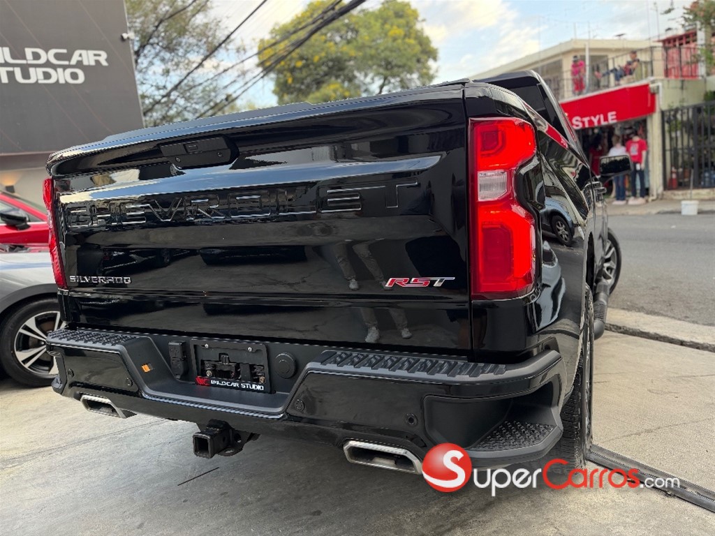 2021 Chevrolet Silverado RST Duramax — foto 6 / 12
