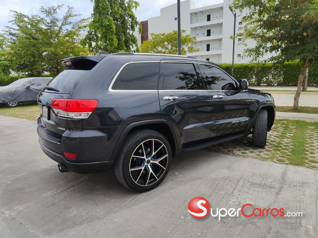 2014 Jeep Grand Cherokee Laredo — foto 2 / 10