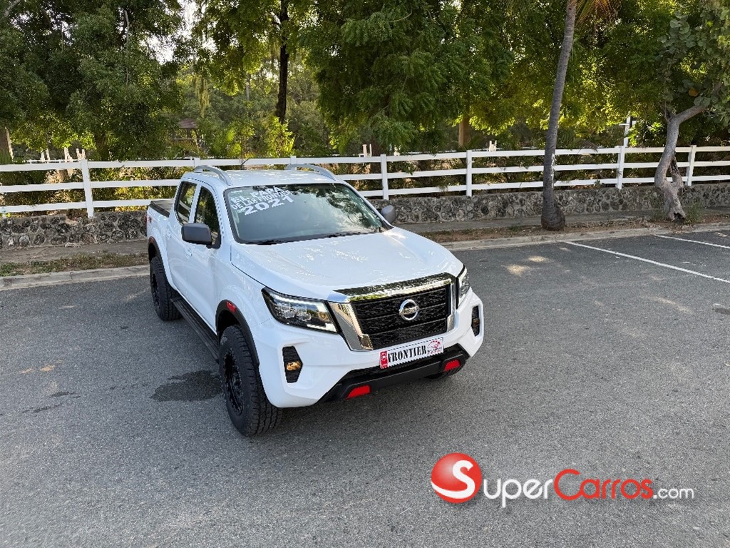 2021 Nissan Frontier — foto 11 / 12