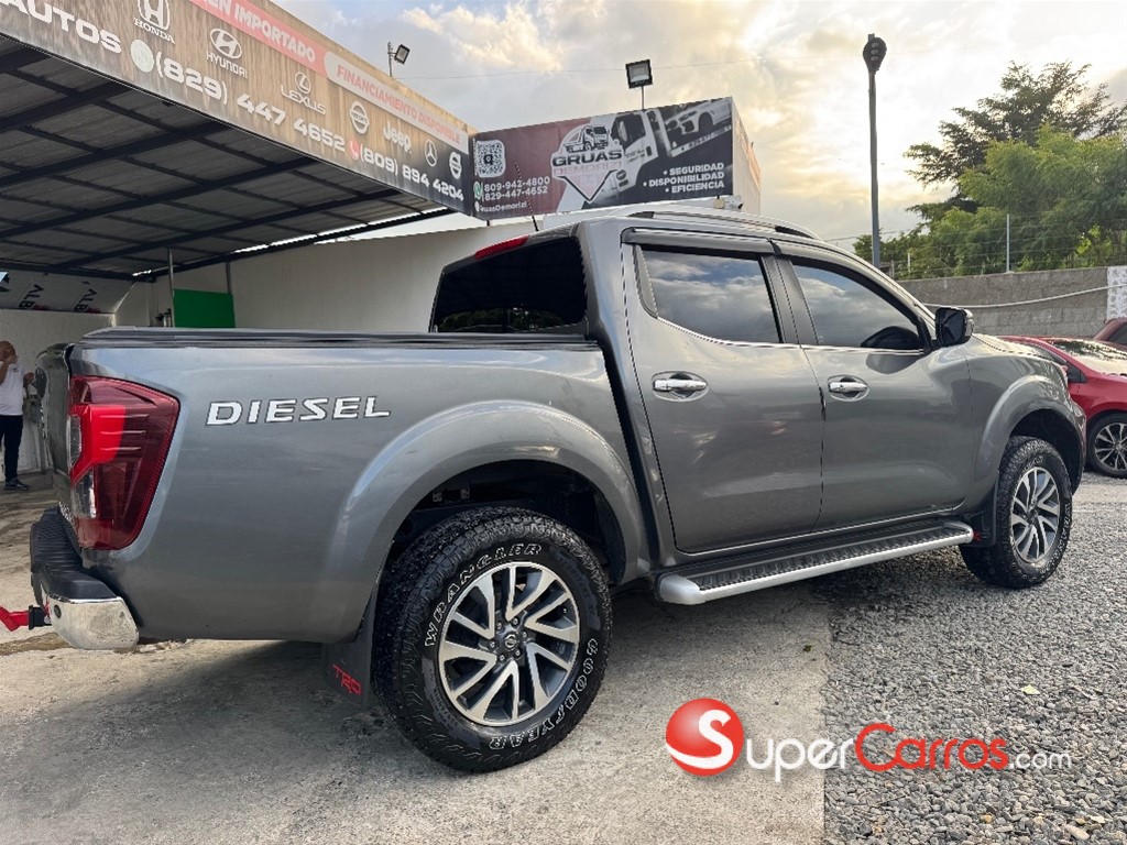 2018 Nissan Frontier NP300 — foto 2 / 12