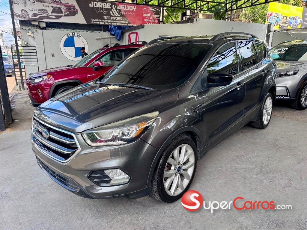 2018 Ford Escape SE — foto 2 / 10