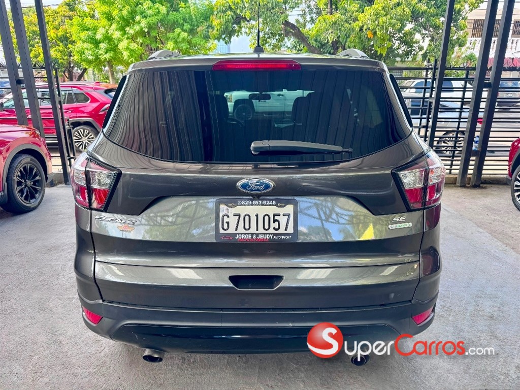 2018 Ford Escape SE — foto 4 / 10
