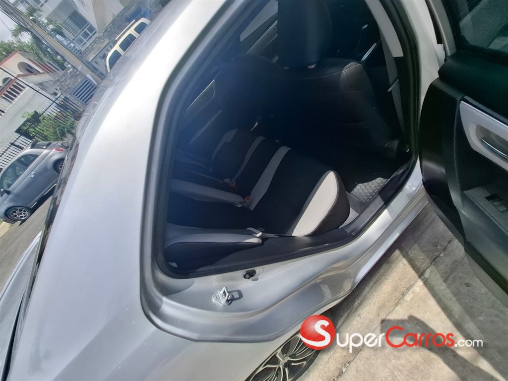 2019 Toyota Corolla — foto 6 / 11