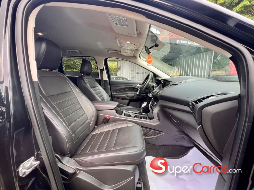 2018 Ford Escape SEL Ecoboost — foto 5 / 12