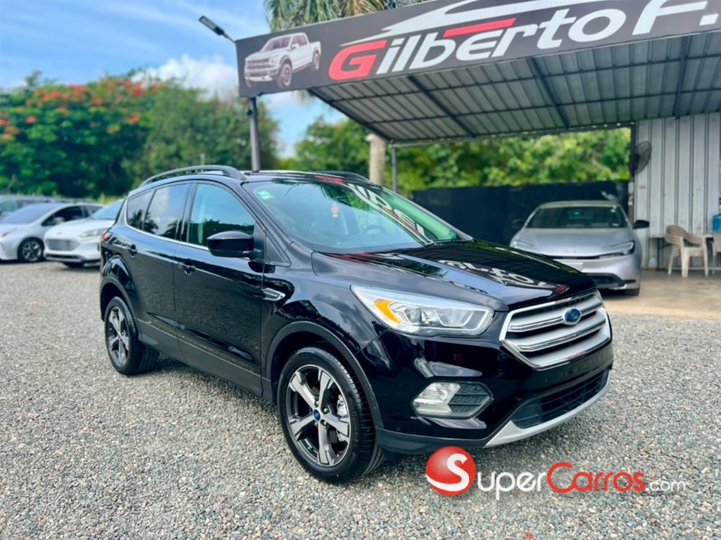 2018 Ford Escape SEL Ecoboost — foto 8 / 12