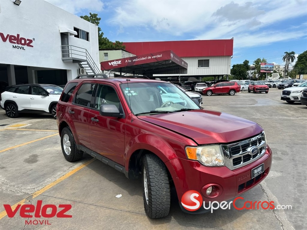 2012 Ford Escape S — foto 2 / 7