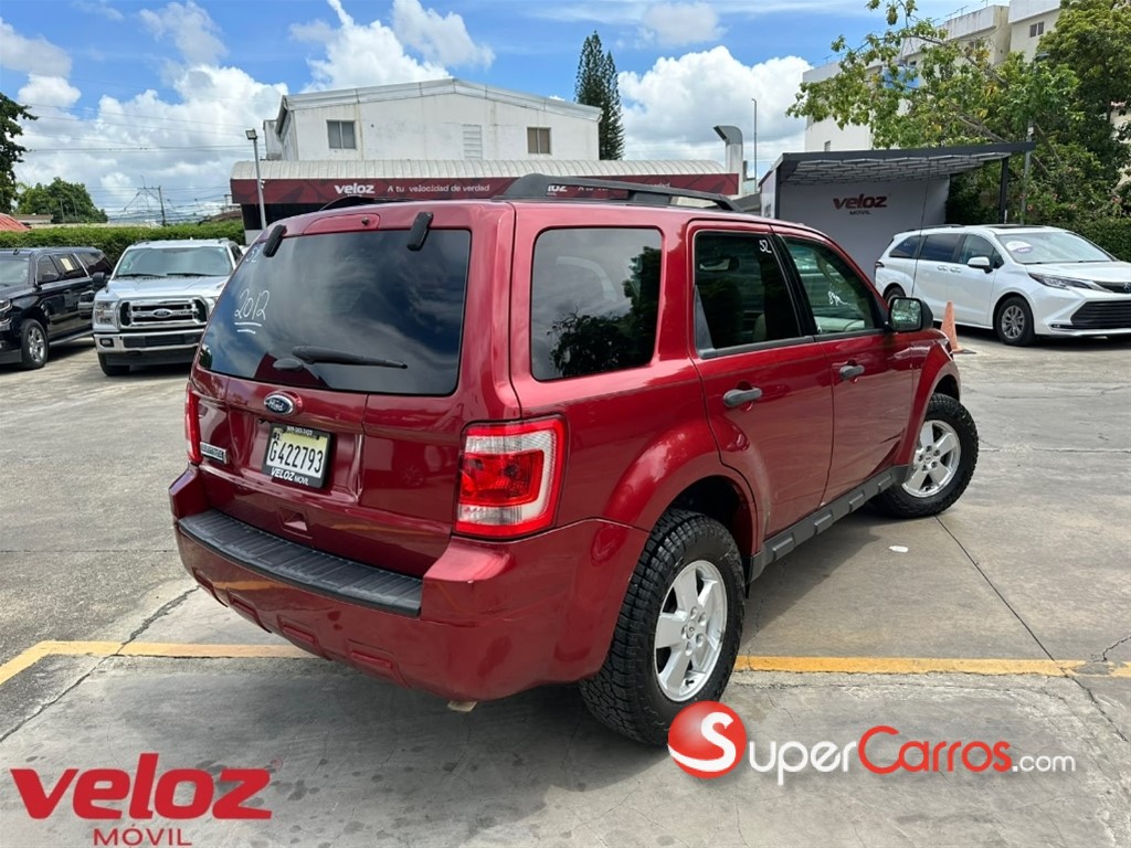 2012 Ford Escape S — foto 4 / 7