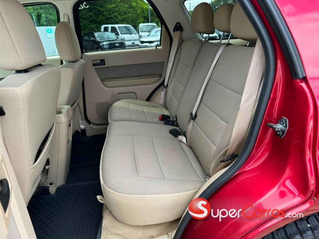 2012 Ford Escape S — foto 6 / 7