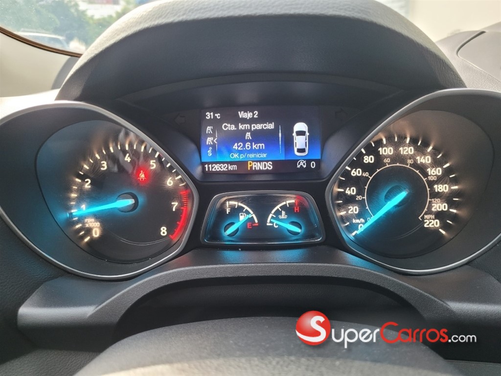 2017 Ford Escape — foto 8 / 10