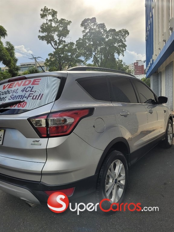 2017 Ford Escape — foto 10 / 10