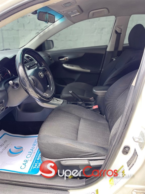 2011 Toyota Corolla S — foto 6 / 10
