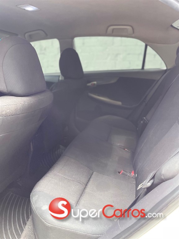 2011 Toyota Corolla S — foto 7 / 10