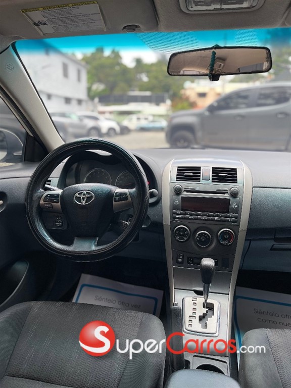 2011 Toyota Corolla S — foto 8 / 10
