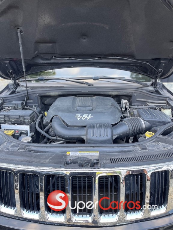 2012 Jeep Grand Cherokee Limited — foto 11 / 12