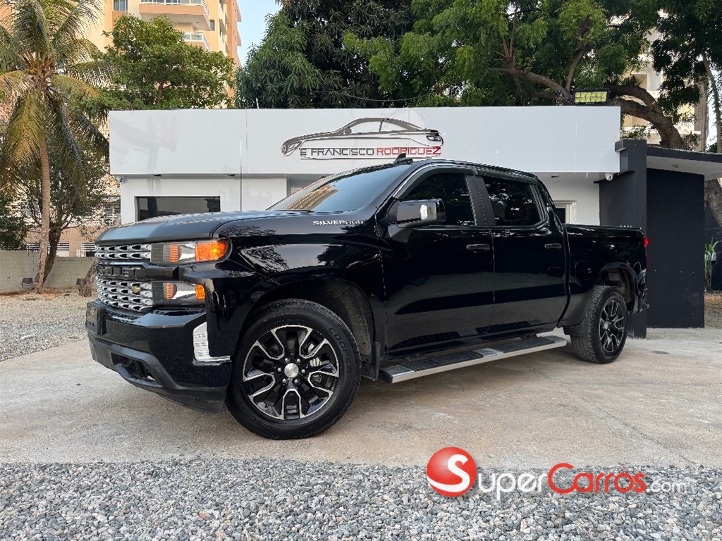 2021 Chevrolet Silverado Custom