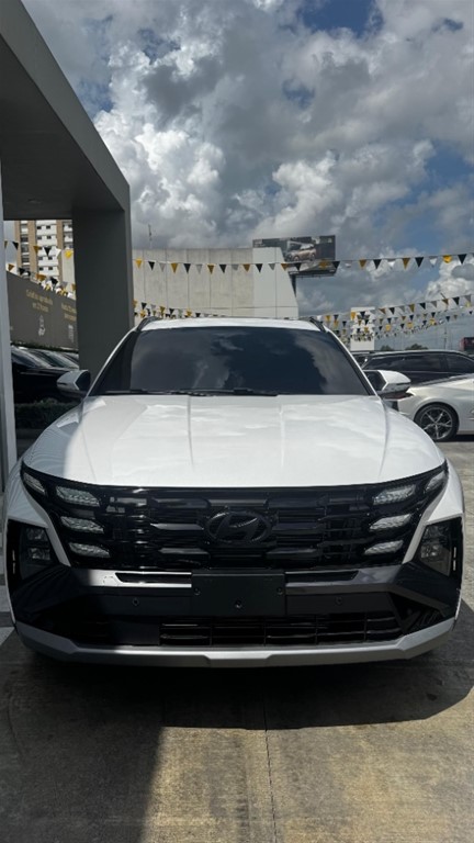 2026 Hyundai Tucson LIMITED — foto 2 / 7