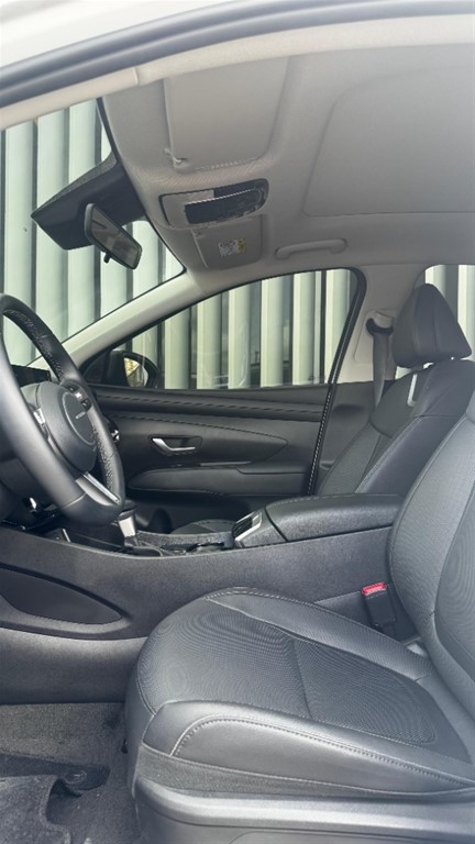 2026 Hyundai Tucson LIMITED — foto 5 / 7