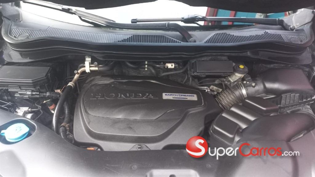 2016 Honda Pilot EXL — foto 10 / 12