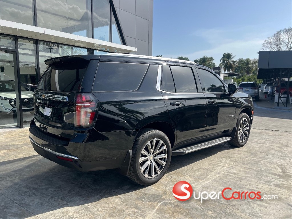2021 Chevrolet Tahoe LT — foto 3 / 9