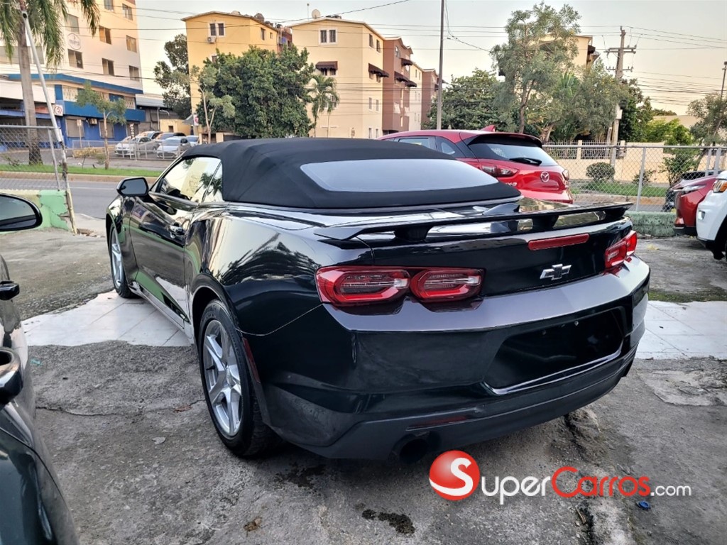 2019 Chevrolet Camaro LT Convertible — foto 8 / 12