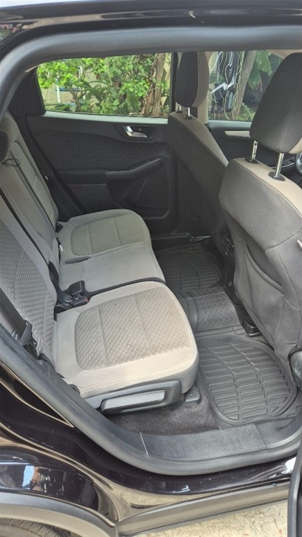 2020 Ford Escape — foto 3 / 7