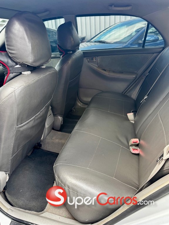 2008 Toyota Corolla SE — foto 9 / 11