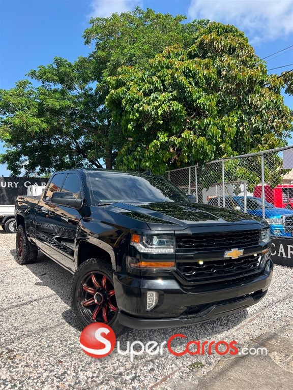 2019 Chevrolet Silverado — foto 2 / 8