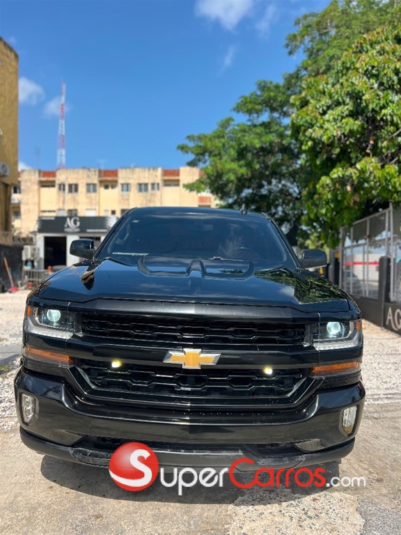 2019 Chevrolet Silverado — foto 3 / 8