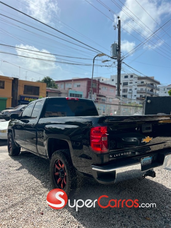 2019 Chevrolet Silverado — foto 4 / 8