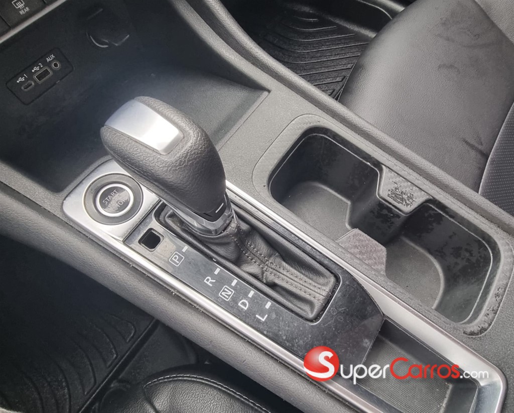 2020 Nissan Sentra S — foto 8 / 10