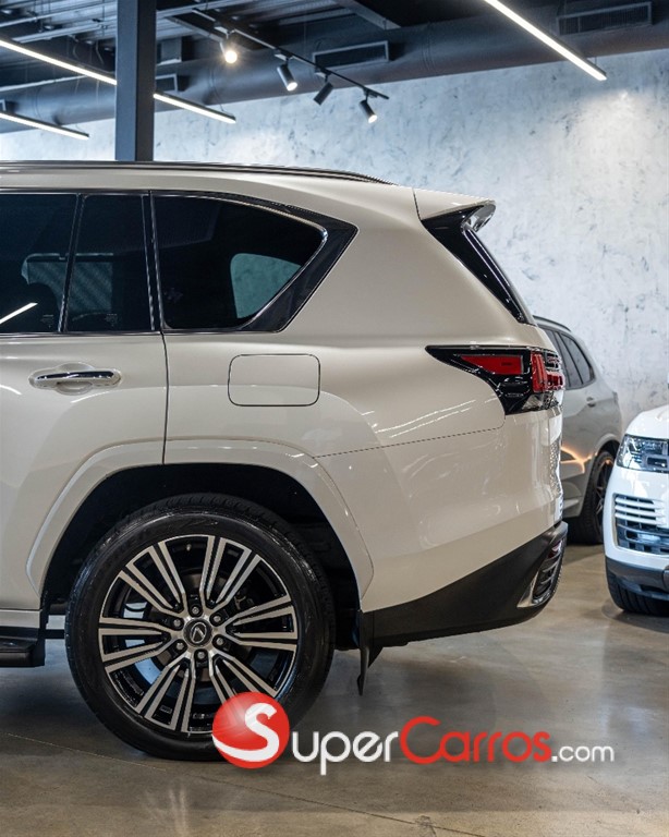 2023 Lexus LX 600 Luxury — foto 7 / 12