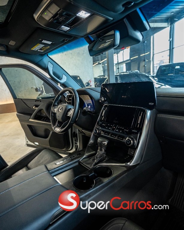 2023 Lexus LX 600 Luxury — foto 12 / 12