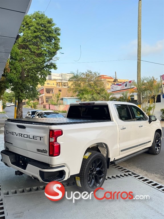 2022 Chevrolet Silverado High Country Duramax — foto 5 / 10