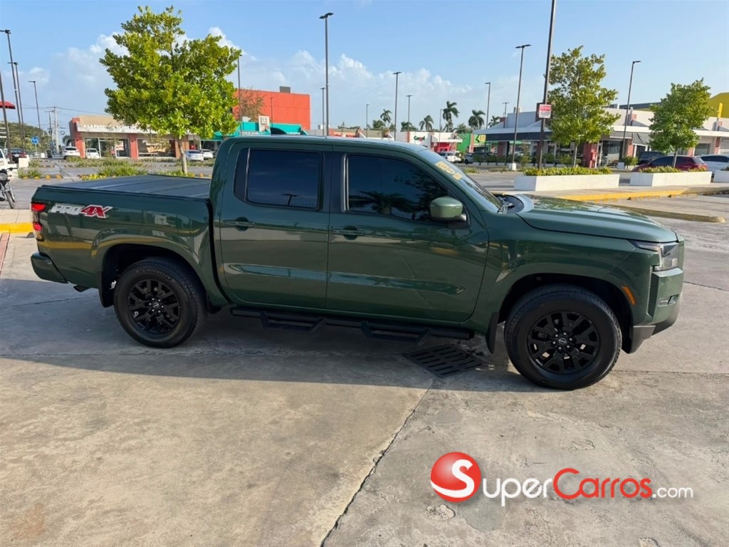 2022 Nissan Frontier SV — foto 7 / 12