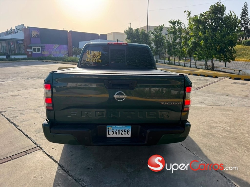 2022 Nissan Frontier SV — foto 9 / 12
