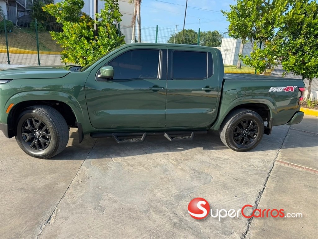 2022 Nissan Frontier SV — foto 11 / 12