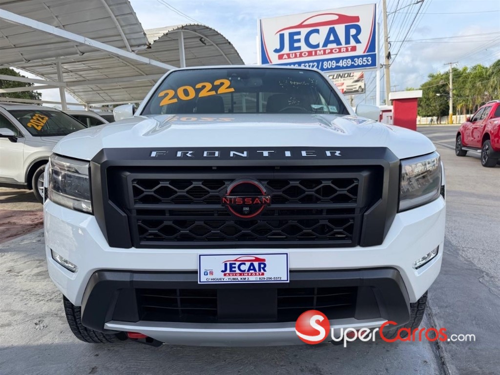 2023 Nissan Frontier Pro-4X — foto 2 / 12