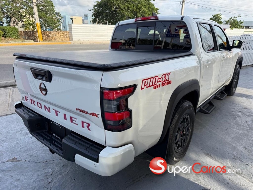 2023 Nissan Frontier Pro-4X — foto 5 / 12