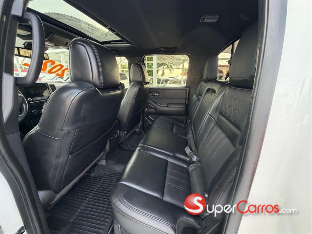2023 Nissan Frontier Pro-4X — foto 9 / 12