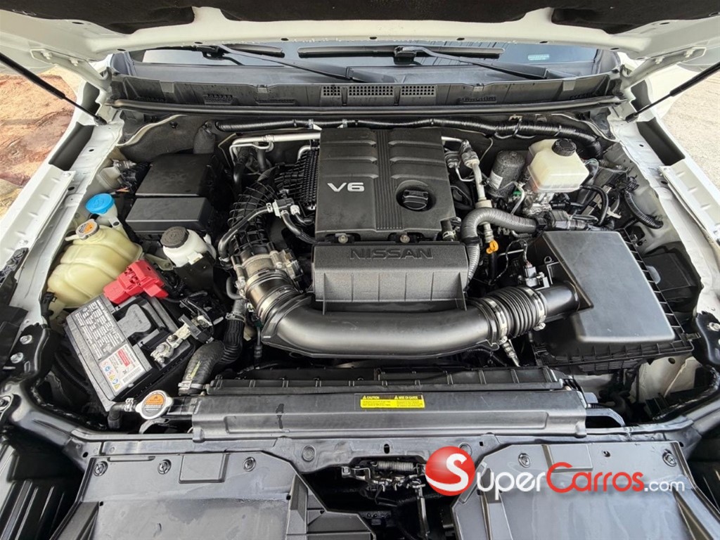 2023 Nissan Frontier Pro-4X — foto 11 / 12