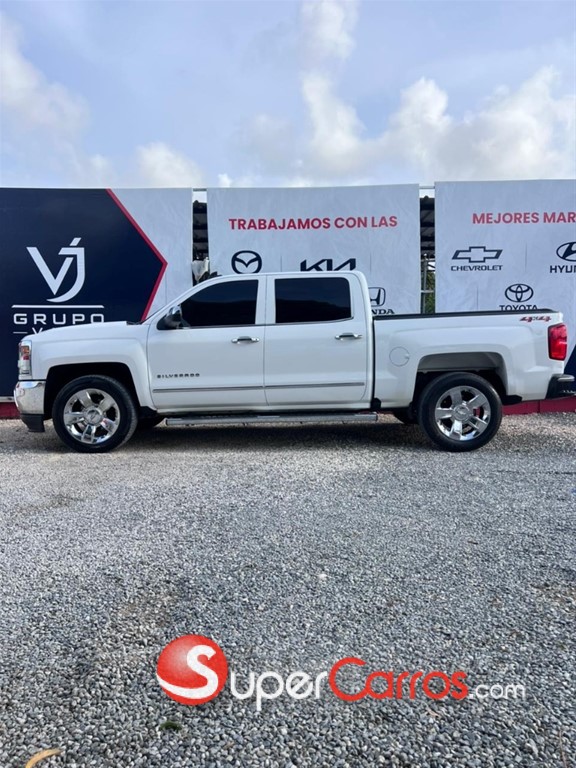 2018 Chevrolet Silverado LTZ — foto 5 / 12