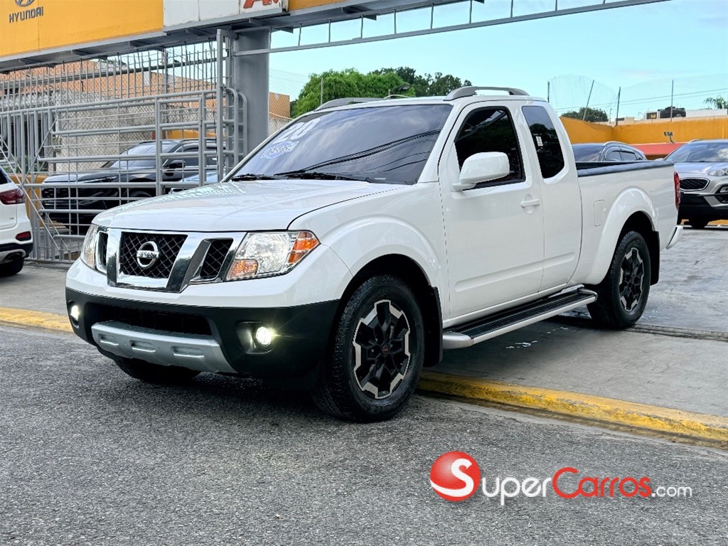 2020 Nissan Frontier — foto 2 / 12
