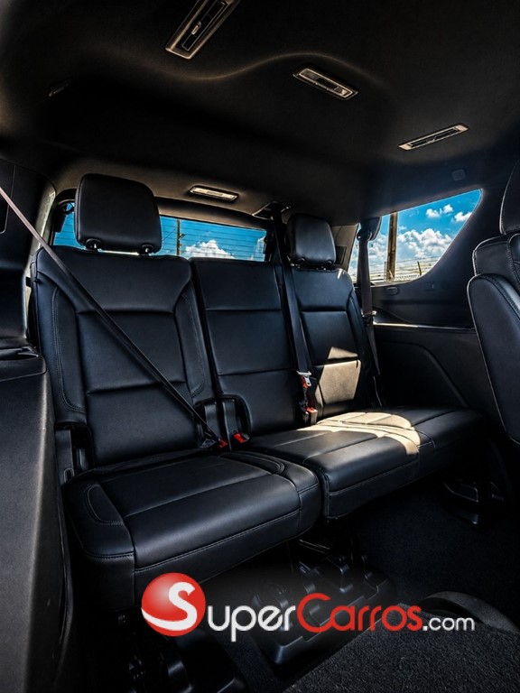 2021 Chevrolet Tahoe Z71 — foto 11 / 12
