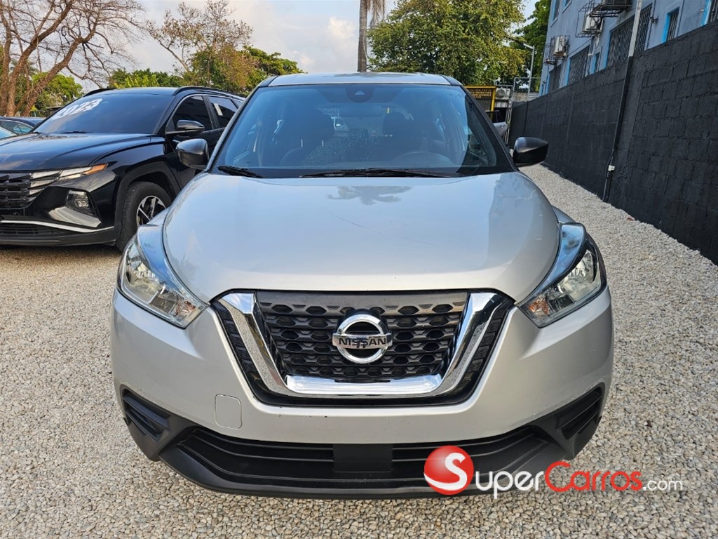 2020 Nissan Kicks