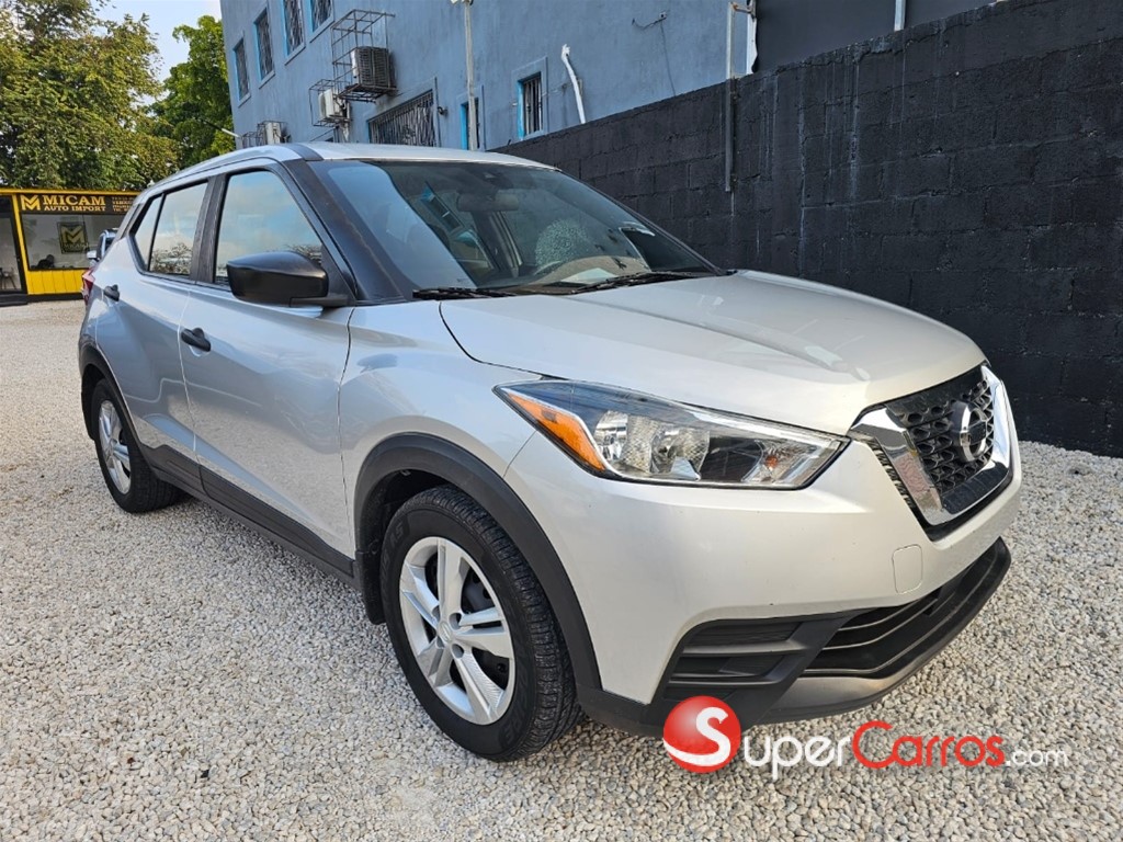 2020 Nissan Kicks — foto 2 / 8