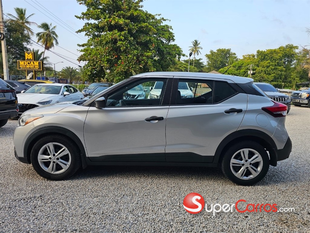 2020 Nissan Kicks — foto 4 / 8