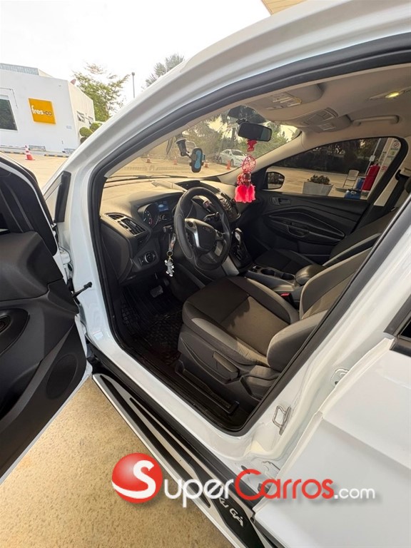 2014 Ford Escape — foto 12 / 12