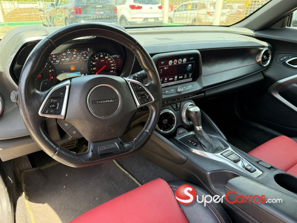 2017 Chevrolet Camaro SS — foto 6 / 8